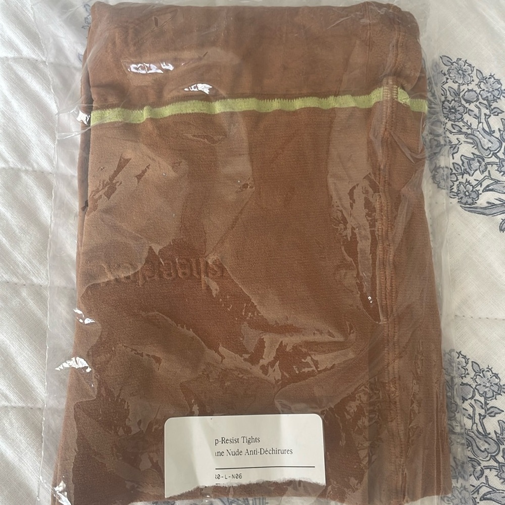 Brand New Sheertex Rip Resistant Nude Tights
